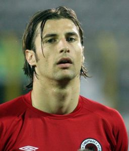 Foto e Lorik CANA